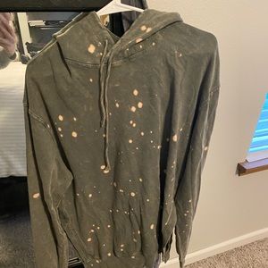 Womens green sweatshirt